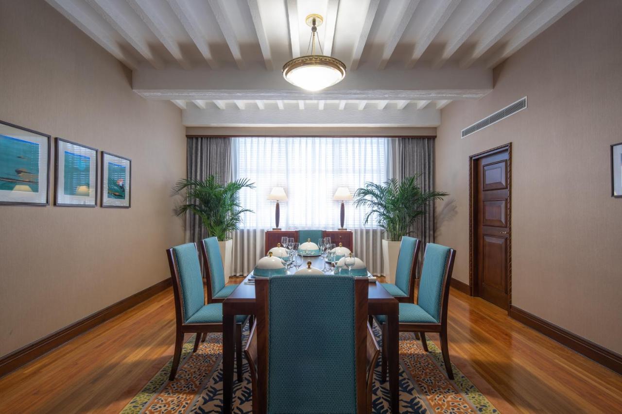 Jin Jiang Hotel Шанхай Екстер'єр фото